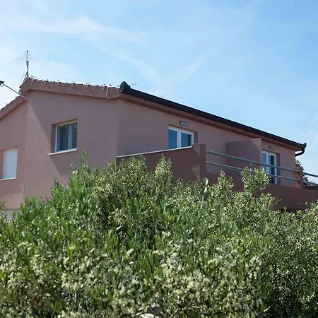 Ostricka Luka 13709c Apartamento *