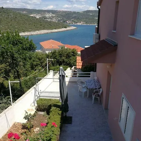 Ostricka Luka 13709c Apartamento