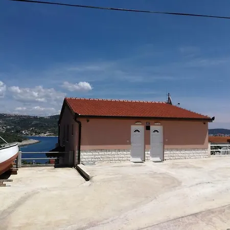 Ostricka Luka 13709c Apartamento